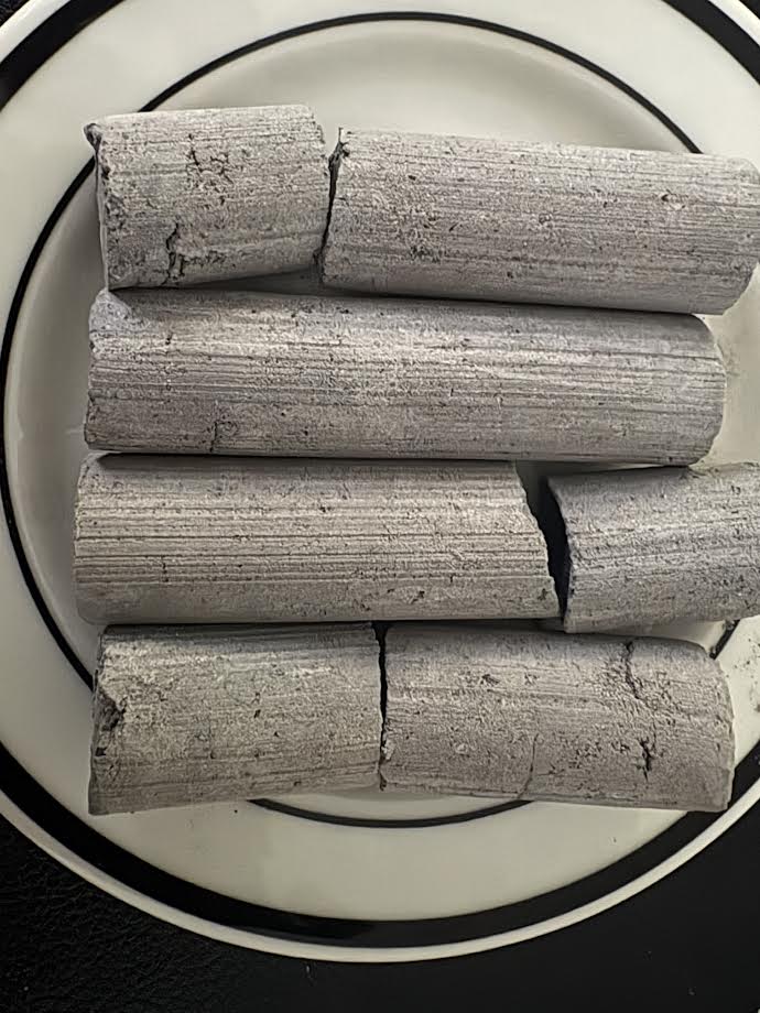 Dark Smoky Sticks