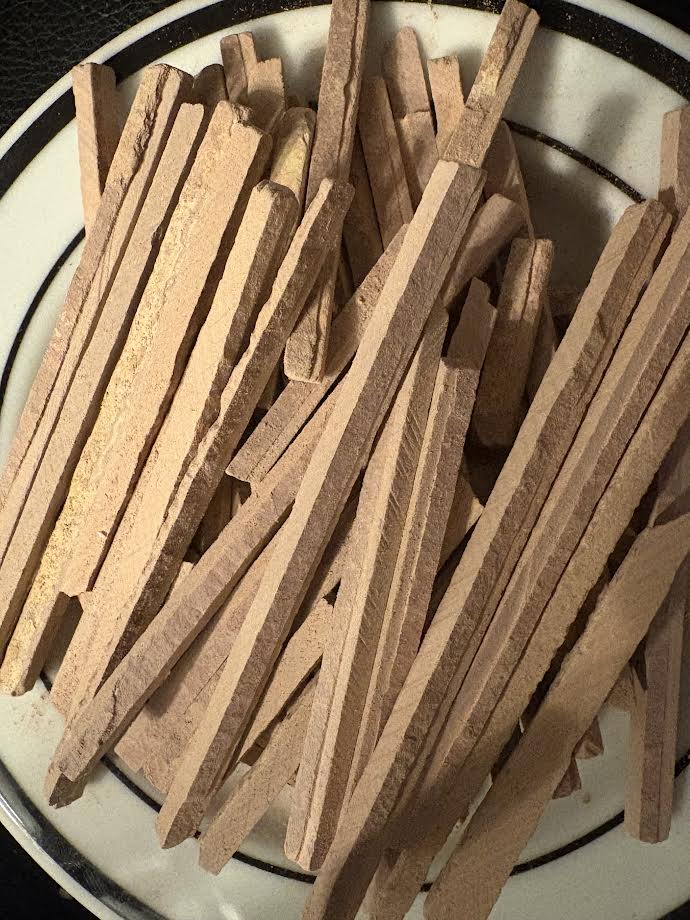 Red thin slates