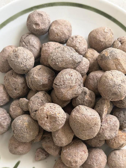 Special Brown Clay- crunchy. Firm. Slightly Salted