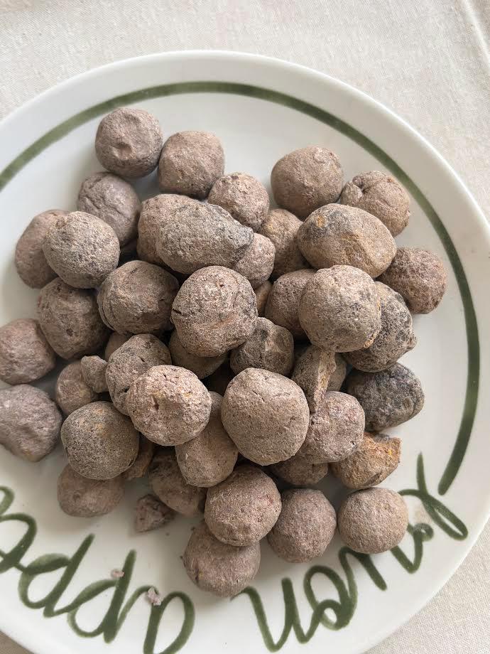 Special Brown Clay- crunchy. Firm. Slightly Salted