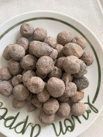 Special Brown Clay- crunchy. Firm. Slightly Salted